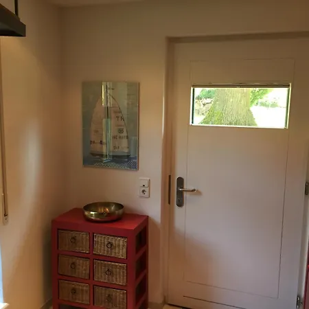 Apartmán Im Schlossgartenhaus Am Bodensee Mit Balkon Und Gartenterrasse In *